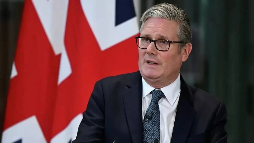 Britaniya deputatlari Starmerni Falastinni tan olishga chaqirmoqda
