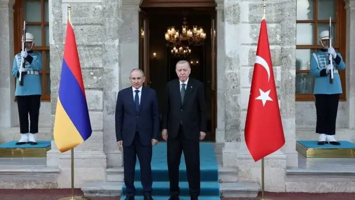 Erdog‘an va Pashinyan Istanbulda uchrashuv o‘tkazdi