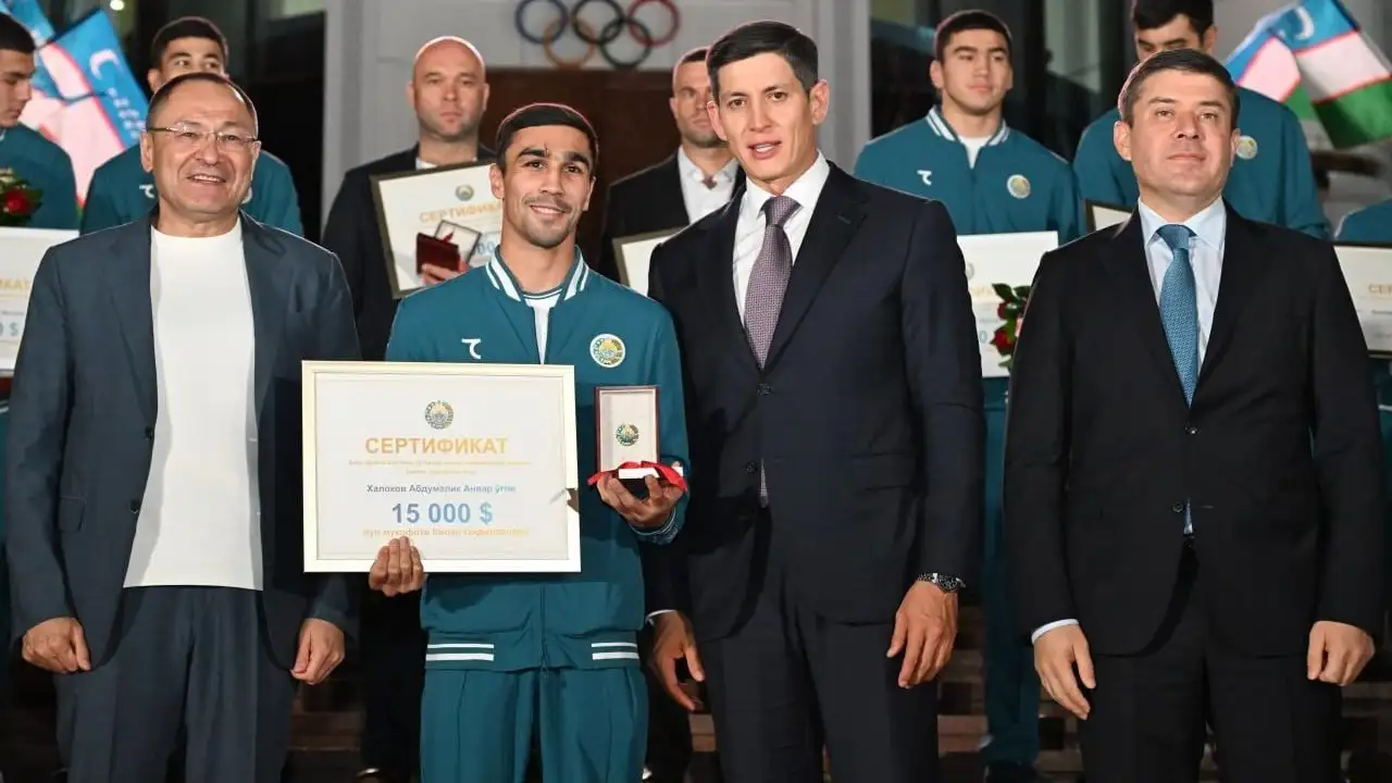 Jahon chempionlari Prezident sovg‘asi – BYD avtomobillari bilan taqdirlandi