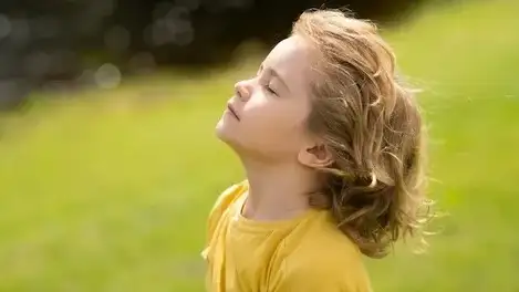 Bolalikdagi xotiralarni tiklashning kutilmagan usuli aniqlandi — tadqiqot