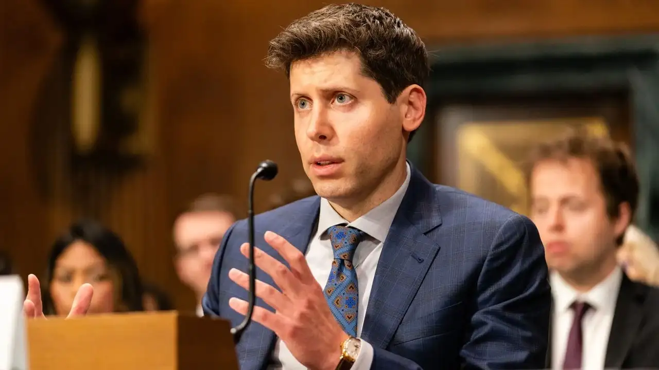 ChatGPT yozishmalari sudda oshkor qilinishi mumkin — Sem Altman