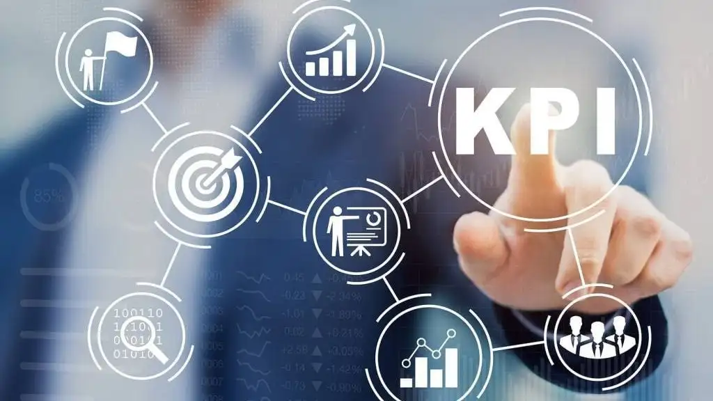 Maktab direktori va uning o‘rinbosarlariga KPI shaklida har oylik ustama to‘lash tartibi belgilandi