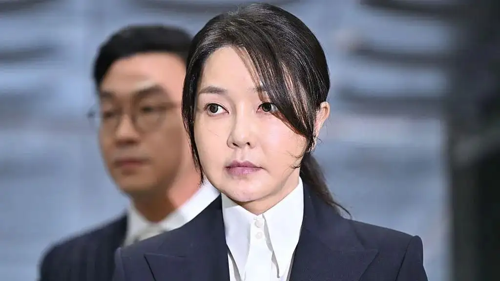 Janubiy Koreya sobiq prezidenti rafiqasi hibsga olindi