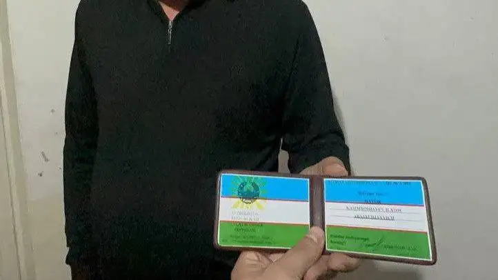 Kredit olish uchun bojxona xodimining soxta guvohnomasini tayyorlaganlar qo‘lga olindi