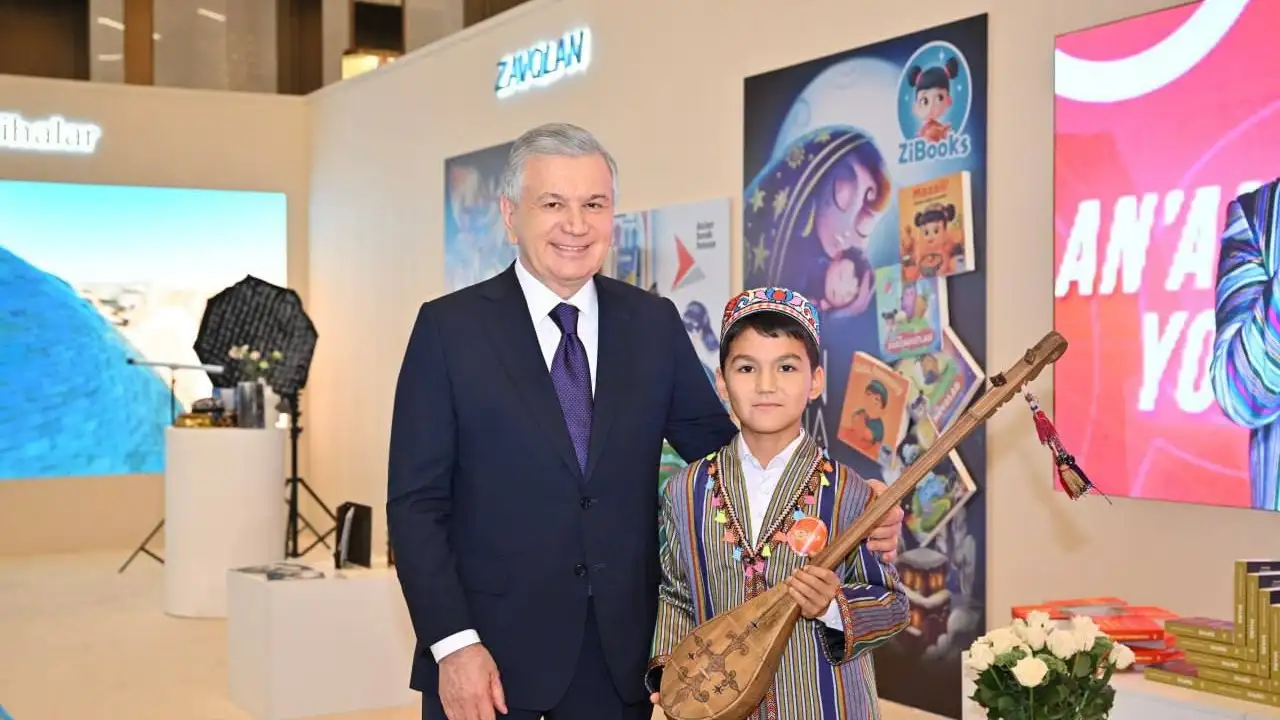 Prezident yoshlarning turli sohalardagi loyihalari, kashfiyot va yutuqlari bilan tanishdi