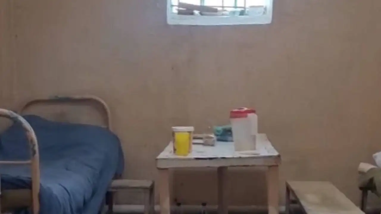 O‘zbekiston fuqarosi Qozondagi izolyatorda 45 kun saqlanganini aytdi. Bosh konsulxona izoh berdi